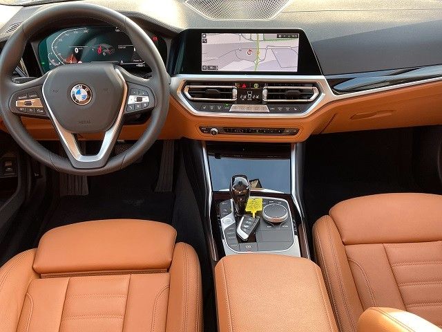 BMW 318 i Touring Luxury Line