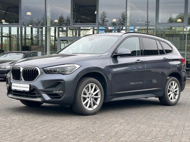 BMW X1 sDrive 20 i Advantage