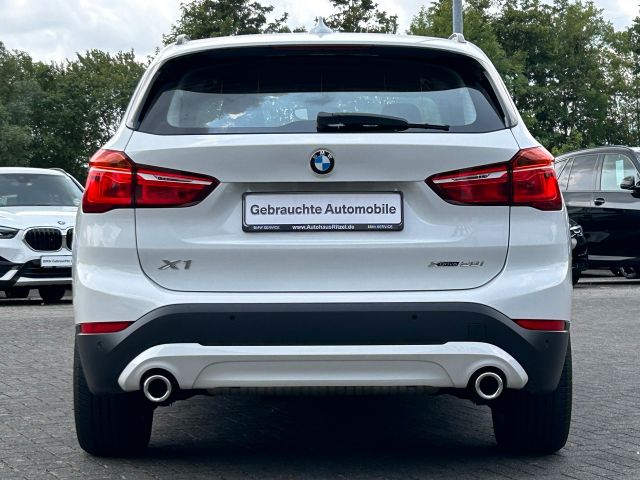 BMW X1 xDrive 20 i BMW X1 xDrive 20 i