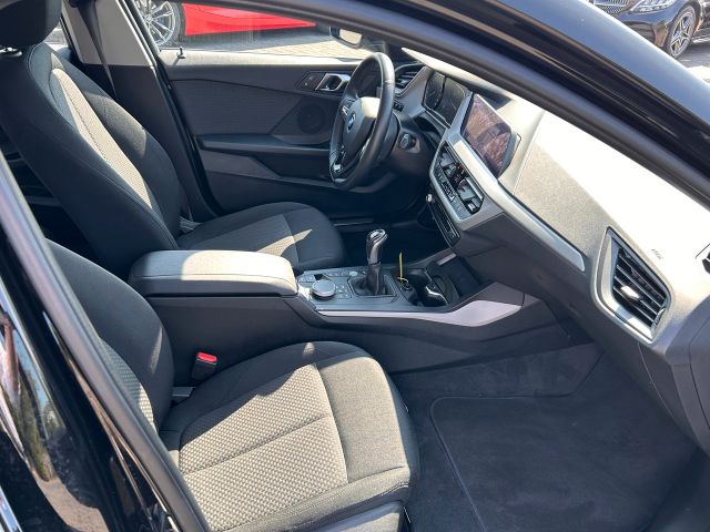 BMW 116i Aut. Lim. Advantage BMW 116i Aut. Lim. Advantage