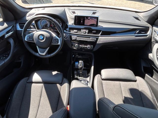 BMW X1 sDrive 18 i Sport Line BMW X1 sDrive 18 i Sport Line