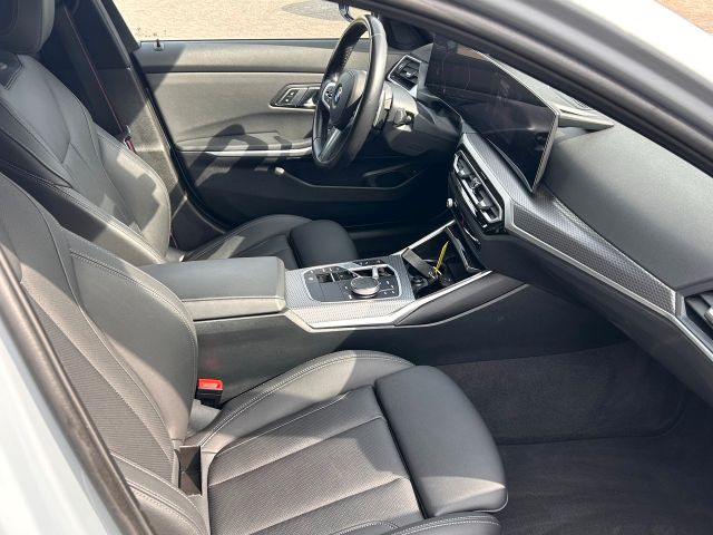 BMW 330i Aut xDrive BMW 330i Aut xDrive