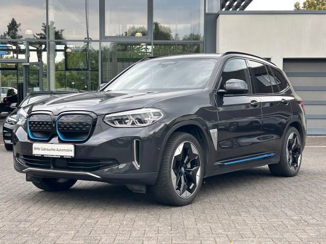 BMW iX3 Impressive