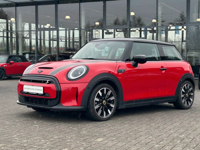 MINI Cooper SE Classic Trim 
