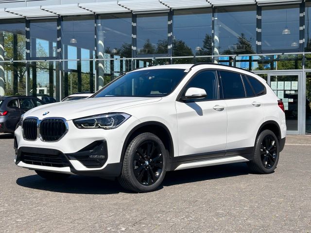 BMW X1 sDrive 18 i Sport Line