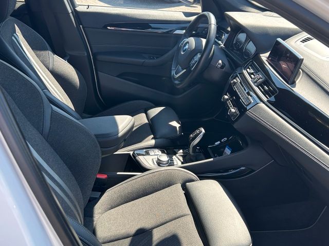 BMW X1 sDrive 18 i Sport Line BMW X1 sDrive 18 i Sport Line