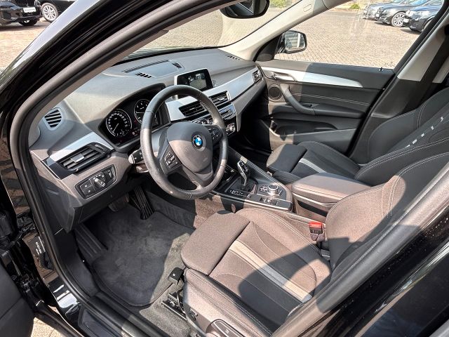 BMW X1 xDrive 18 d Aut. Advantage BMW X1 xDrive 18 d Aut. Advantage