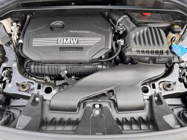 BMW X1 xDrive 20 i BMW X1 xDrive 20 i
