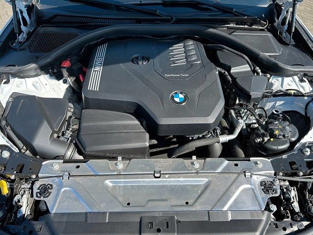 BMW 320i Luxury Line M Performance LM