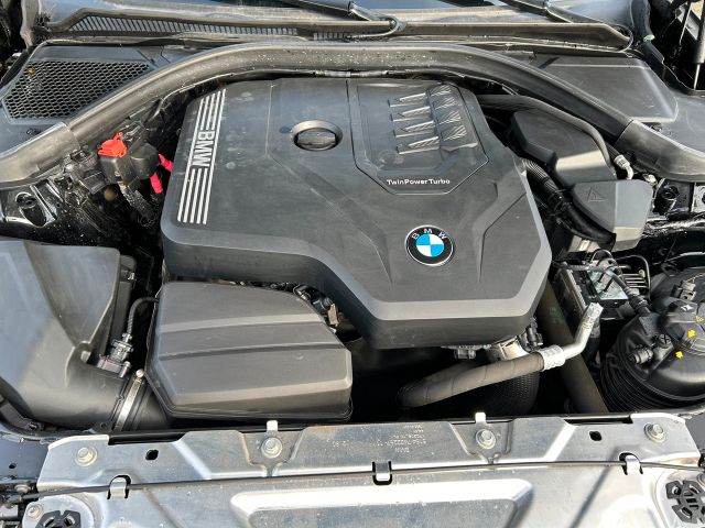 BMW 320i Auto Touring Advantage