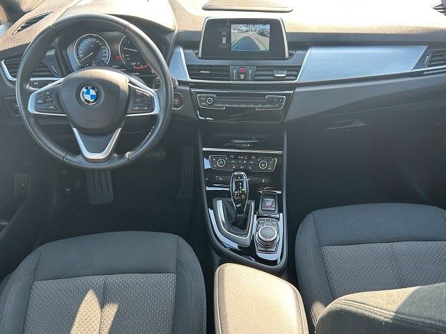 BMW 218i Gran Tourer Advantage
