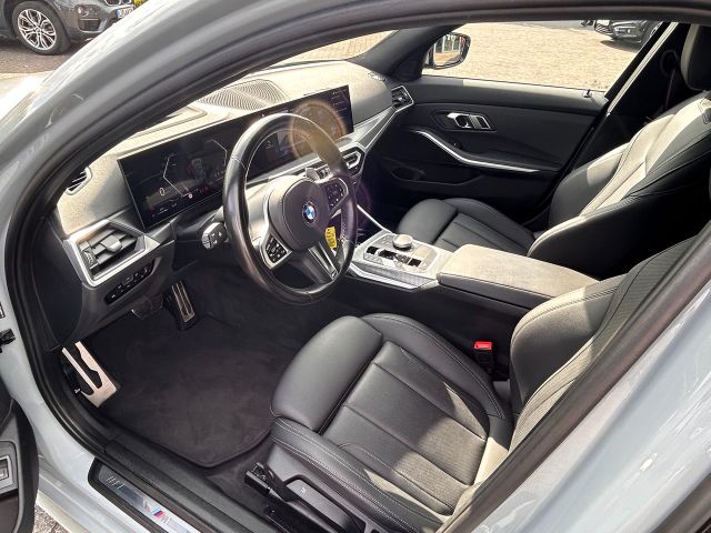 BMW 330i Aut xDrive BMW 330i Aut xDrive