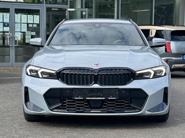 BMW 330i Aut xDrive BMW 330i Aut xDrive